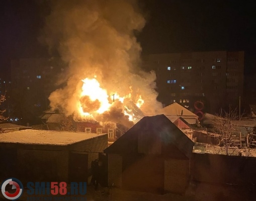 Мужчина получил ожоги при пожаре в Кузнецке
