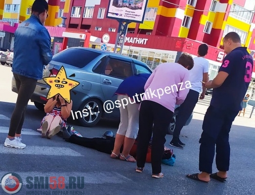 В пензенском Спутнике водитель «Приоры» сбил двух женщин