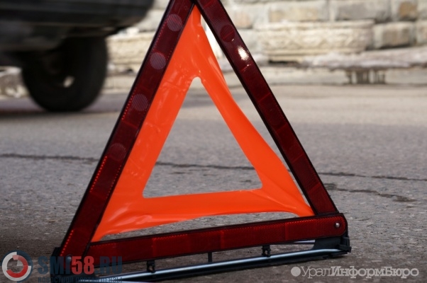 na-penzenskom-uchastke-trassy-m-5-otboynik-ubil-voditelya-lada-largus