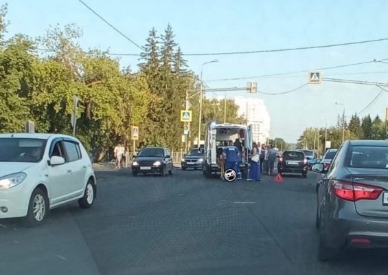 В Пензе на улице Измайлова сбили 11-летнюю девочку
