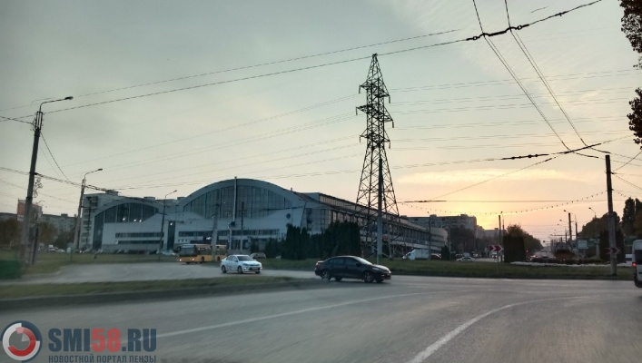 basseyn-ds-burtasy-v-penze-pereydet-na-rabotu-do-23-chasov