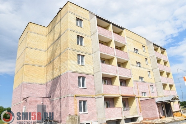 mer-penzy-potreboval-ustranit-defekty-v-dome-dlya-detey-sirot