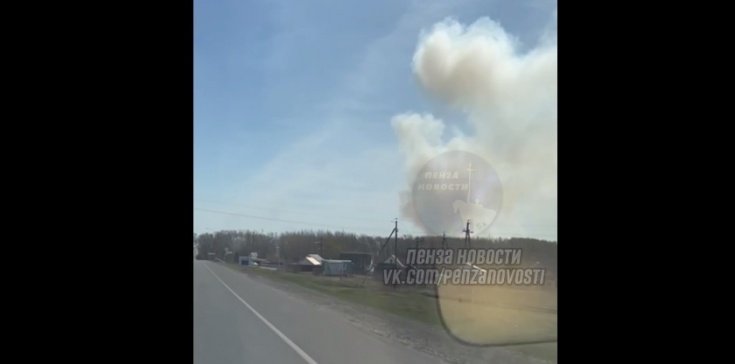 В Спасском районе полыхает 900 кв. м травы