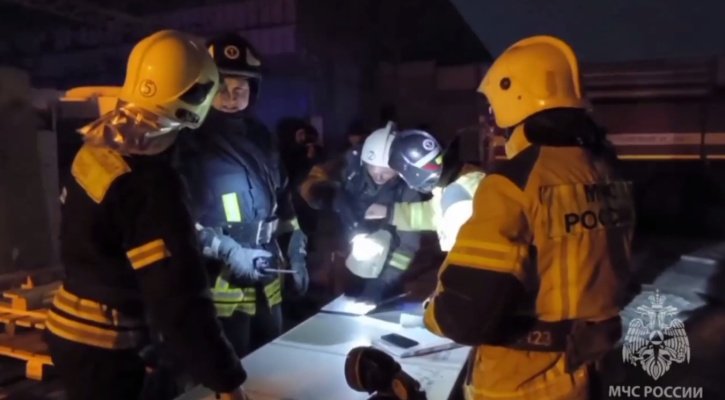 Пожар на складе на улице Бийской в Пензе ликвидирован