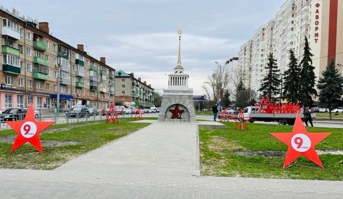 В Пензе приступили к оформлению к празднованию Дня Победы