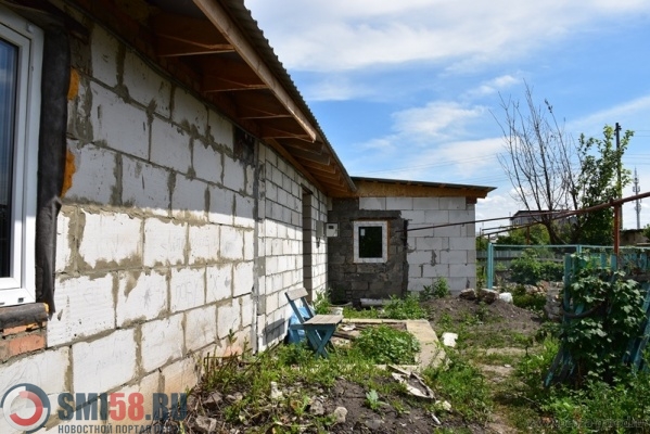 v-penze-prodolzhaetsya-remont-sgorevshego-doma-na-brestskoy