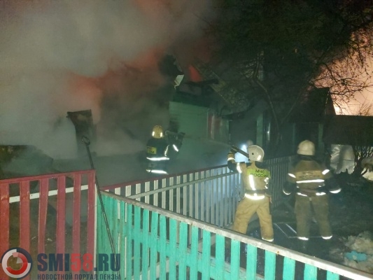 В МЧС прокомментировали пожар в пензенской Нахаловке