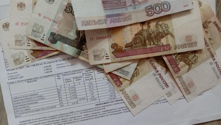 dolgi-za-otoplenie-i-goryachuyu-vodu-est-u-2-tys-penzentsev