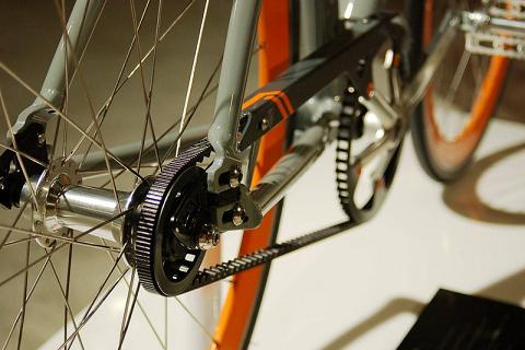 v-penze-na-prospekte-pobedy-s-vnedorozhnika-ukrali-velosiped