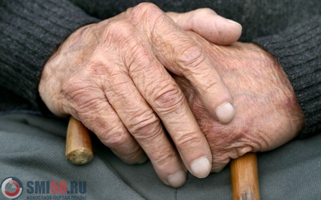 v-penze-politsiya-razyskivaet-lzhegazovshchikov-kotorye-obokrali-pensionera