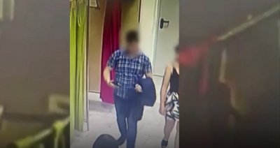 Мужчина из Пензы похитили забытые в примерочной наушники
