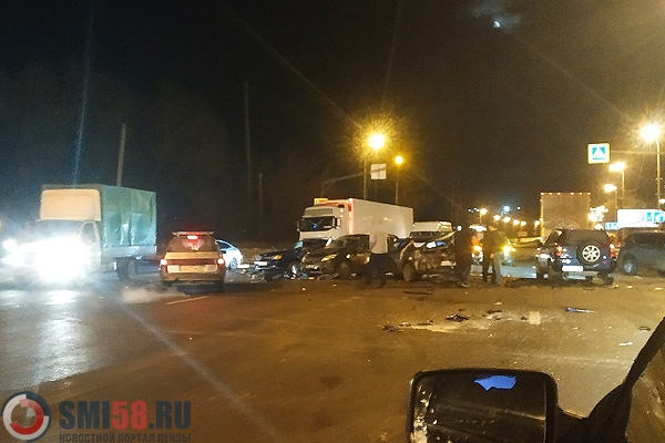 v-penze-v-massovom-dtp-pogib-rebenok