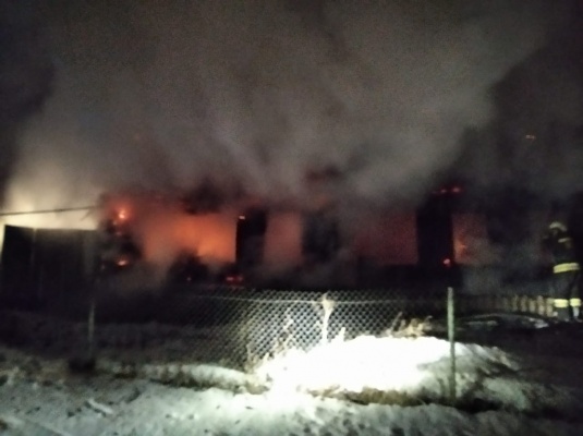 В ночном пожаре в Никольском районе погиб 63-летний мужчина