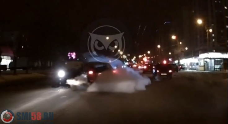 dtp-na-ulitse-teopolskoy-v-penze-popalo-na-video