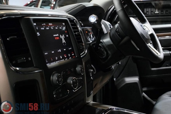 u-zhitelya-penzy-iz-avtomobilya-ukrali-dokumenty-i-230-tys-rubley
