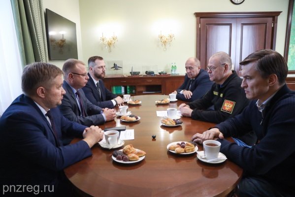 Олег Мельниченко встретился с кандидатами в губернаторы Пензенской области
