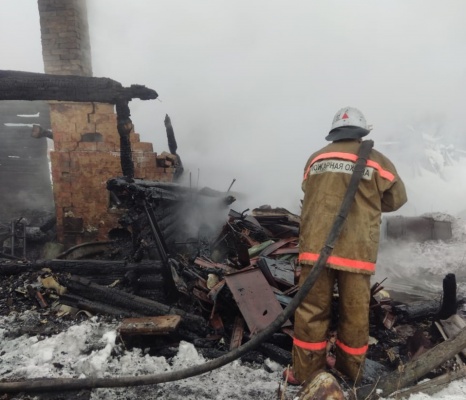 При пожаре в Нижнеломовском районе погиб 69-летний мужчина