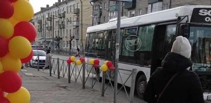 На Южной Поляне в Пензе водитель автобуса сбил двух детей