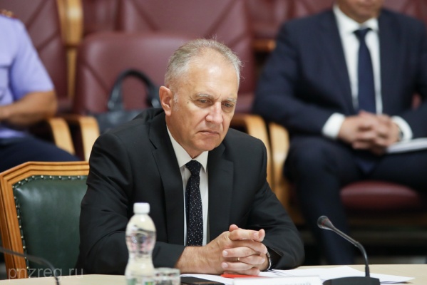 mer-kuznetska-i-ego-zamestiteli-raskryli-dokhody-za-2021-god
