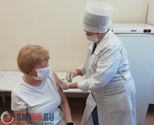 150-doz-vaktsiny-ot-koronavirusa-postupilo-v-zarechnyy
