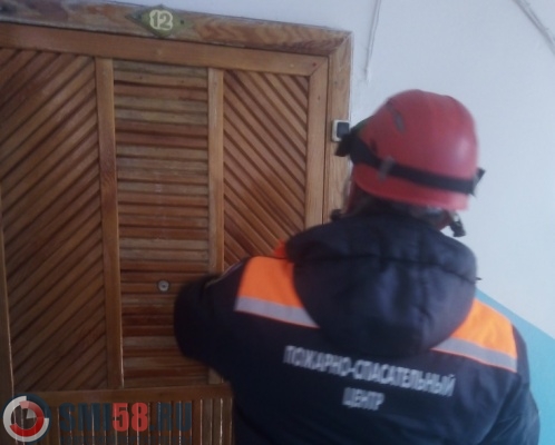 Пензенские спасатели вызволили девять человек из запертых квартир