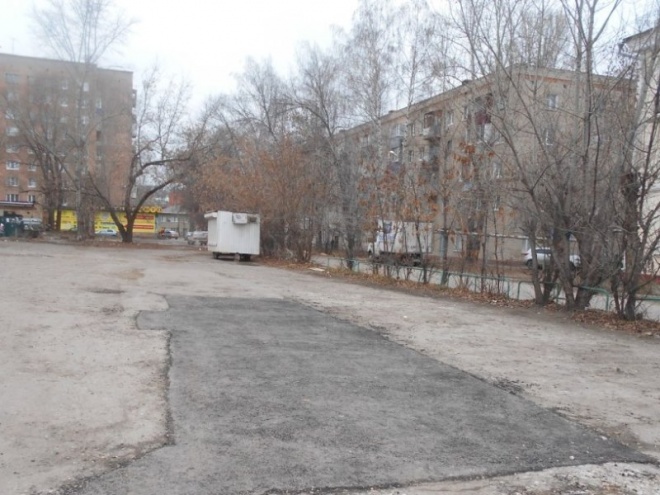 v-ponedelnik-asfalt-vosstanavlivayut-na-4-ulitsakh-penzy