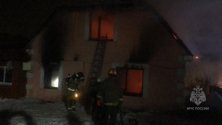 В сгоревшем доме в Бессоновском районе обнаружено тело 37-летнего мужчины