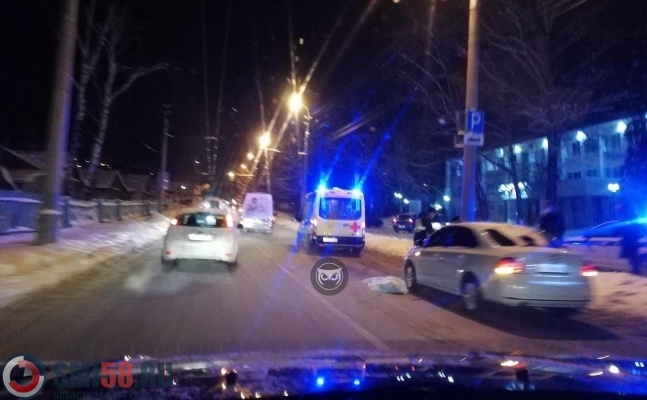 В Пензе возле детской областной больницы насмерть сбили девушку