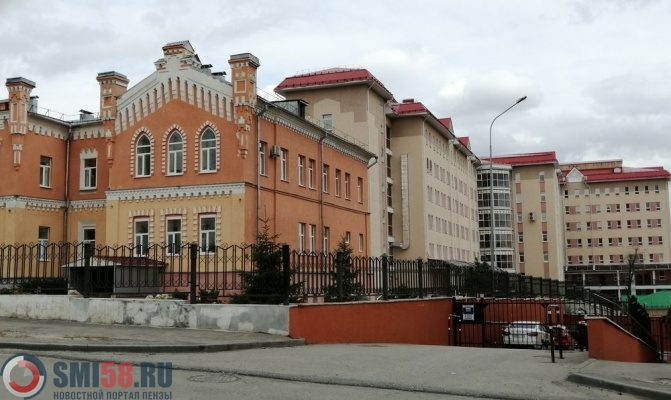 penzenskie-vrachi-vylechili-ot-koronavirusa-pochti-chetyre-s-polovinoy-tysyachi-patsientov