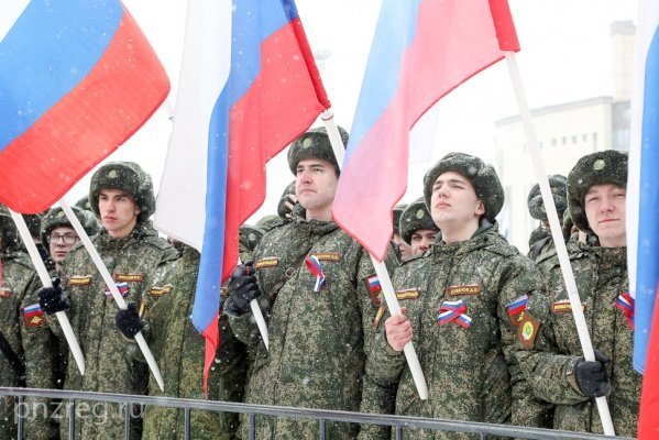 В Пензенской области на поддержку семей участников спецоперации направят почти 100 млн рублей