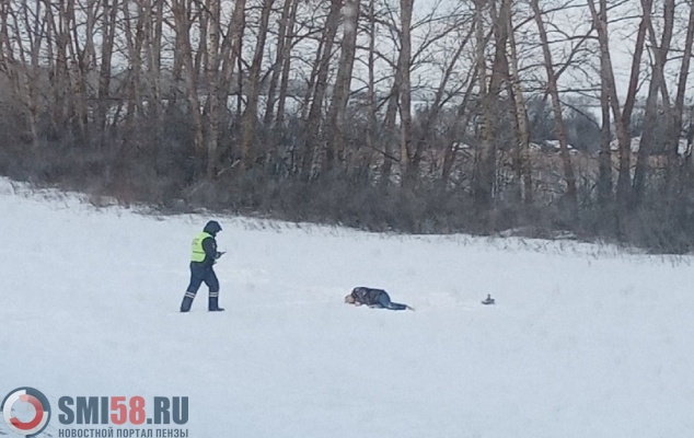 Соцсети: в Нижнеломовском районе обнаружено тело замерзшего человека