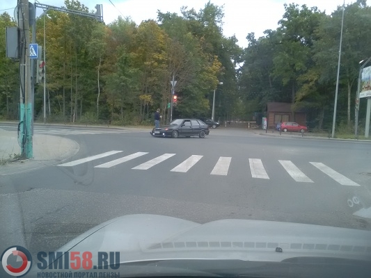 В Пензе на Окружной у «четырнадцатой» отлетело колесо