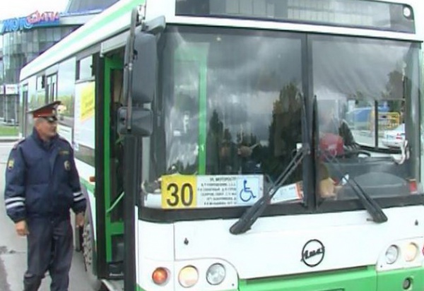 vopreki-zhalobam-penzentsev-avtobusy-30-khodyat-soglasno-raspisaniyu