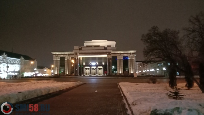otstroennomu-posle-pozhara-zdaniyu-penzenskogo-dramteatra-ispolnilos-10-let