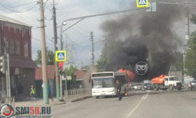 В Пензе загорелся автобус № 82с