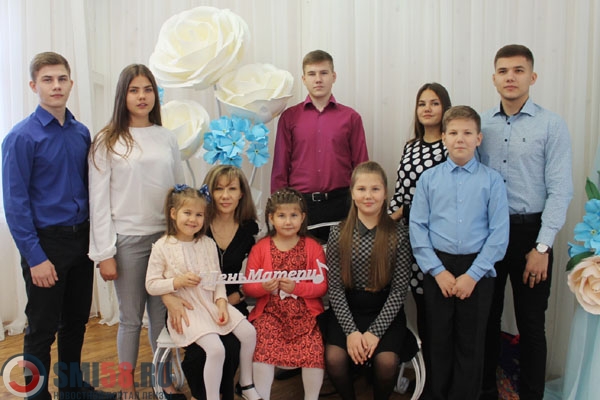 v-penze-chestvovali-luchshikh-materey-oblasti