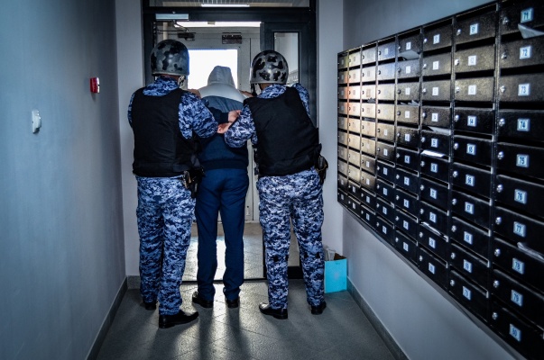 Росгвардия задержала жителя Пензы, напавшего на друга с топором