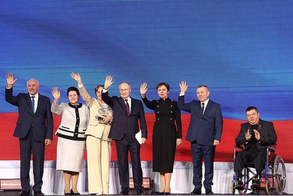 Многодетная мать из Вадинского района стала лауреатом премии «Служение»