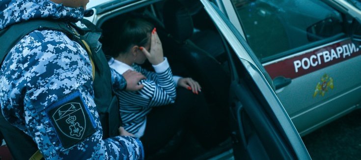 В Пензе посетительница бара с кулаками набросилась на персонал