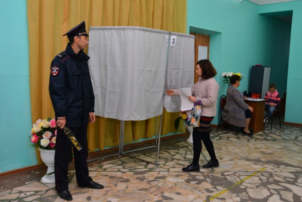 Пензенские полицейские отчитались о ситуации с правопорядком на избирательных участках