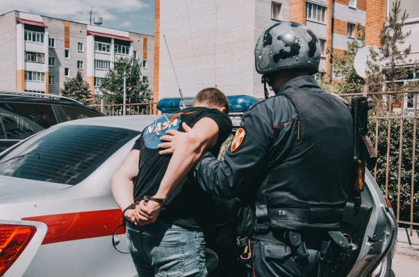 Около бара в Пензе произошла массовая драка
