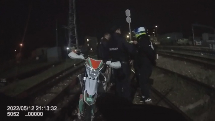 На Пензе-I мотоциклист выехал на перрон