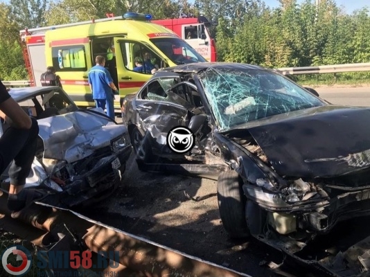 В ДТП на «пьяной дороге» в Пензе пострадали четыре человека