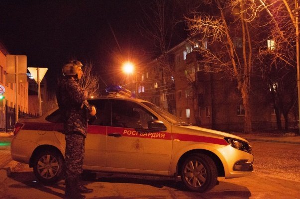 penzentsa-privezli-v-politsiyu-posle-otkaza-oplatit-schet-v-bare