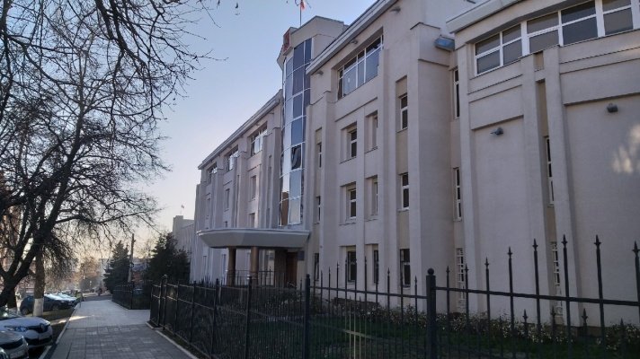 В яме на улице Серпуховской в Пензе обнаружено тело мужчины
