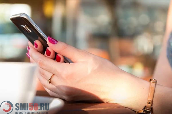 penzyachka-lishilas-306-tysyach-posle-telefonnogo-razgovora-s-neznakomtsami
