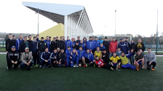 dizel-razbil-bolelshchikov-v-futbol