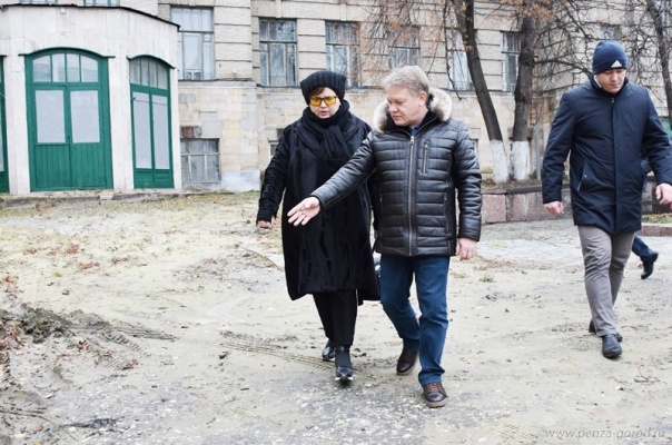 Территорию вокруг памятника Лермонтову в Пензе приведут в порядок