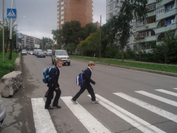 v-avariii-v-nizhnem-lomove-postradal-malchik