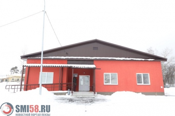penzenskiy-gubeator-osmotrel-novuyu-ambulatoriyu-v-luninskom-rayone